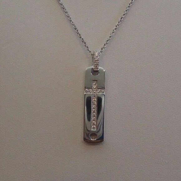 STERLING SILVER CROSS NECKLACE PENDANT W/ .75 cts LAB CREATED DIAMONDS/ 18 INCH - Picture 2 of 8